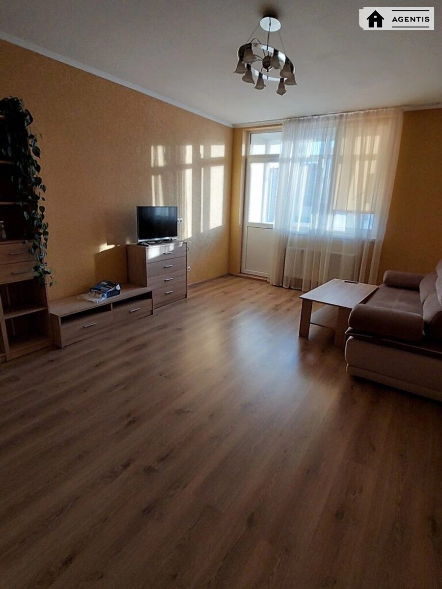 Apartment for rent 1 room, 45 m², 13th fl./16 floors. 50, Mykhayla Maksymovycha vul. Onufriya Trutenka, Kyiv. 