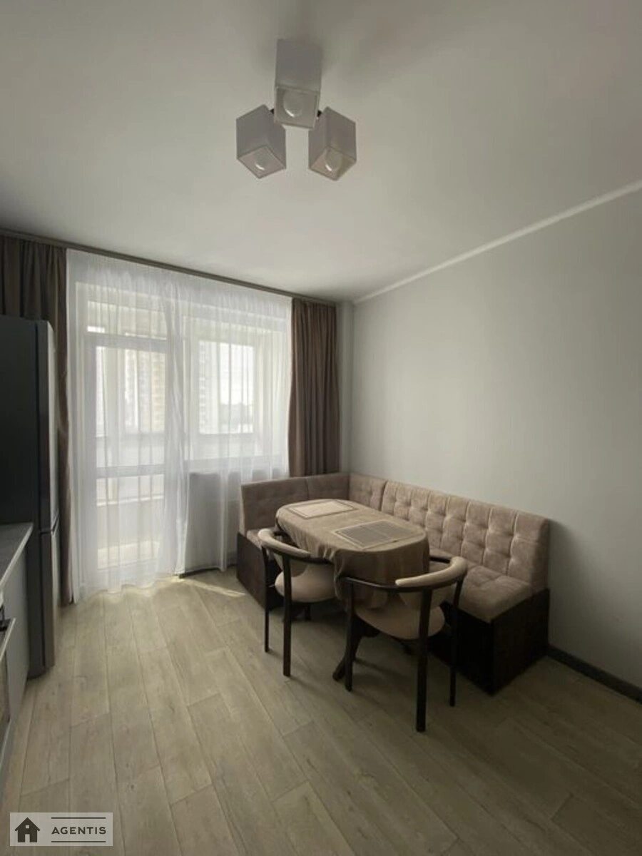 Apartment for rent 1 room, 43 m², 23rd fl./26 floors. Vyshgorodska, Kyiv. 