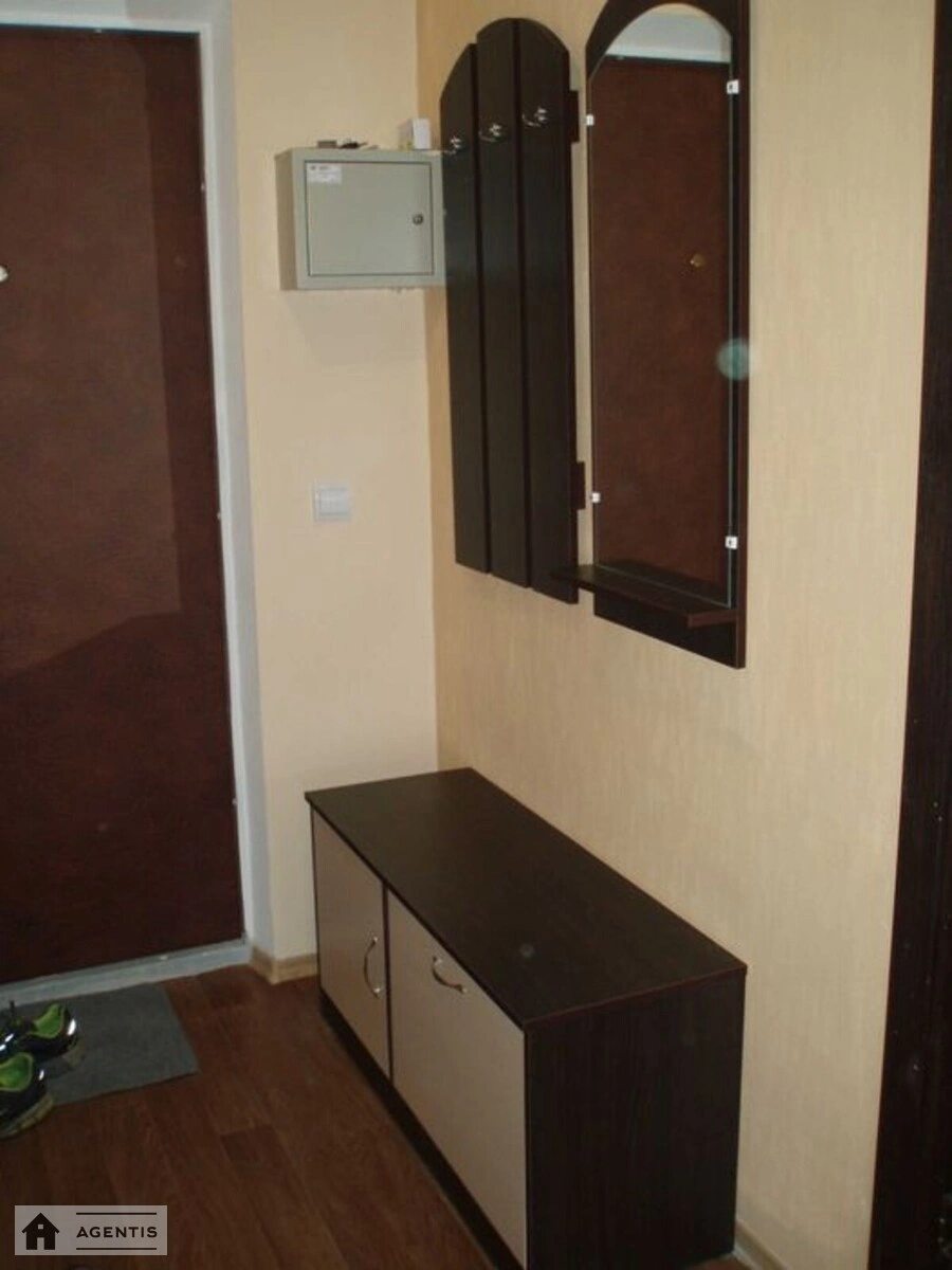 Apartment for rent 1 room, 37 m², 22nd fl./25 floors. 16, Borysa Hmyri vul., Kyiv. 