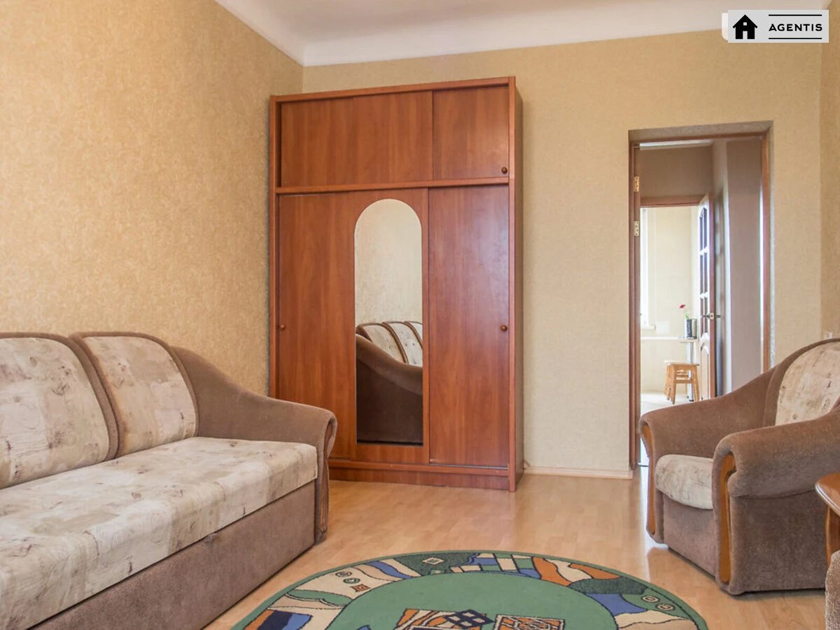 Apartment for rent 2 rooms, 52 m², 6th fl./9 floors. 8, Lesi Ukrayinky 8, Kyiv. 