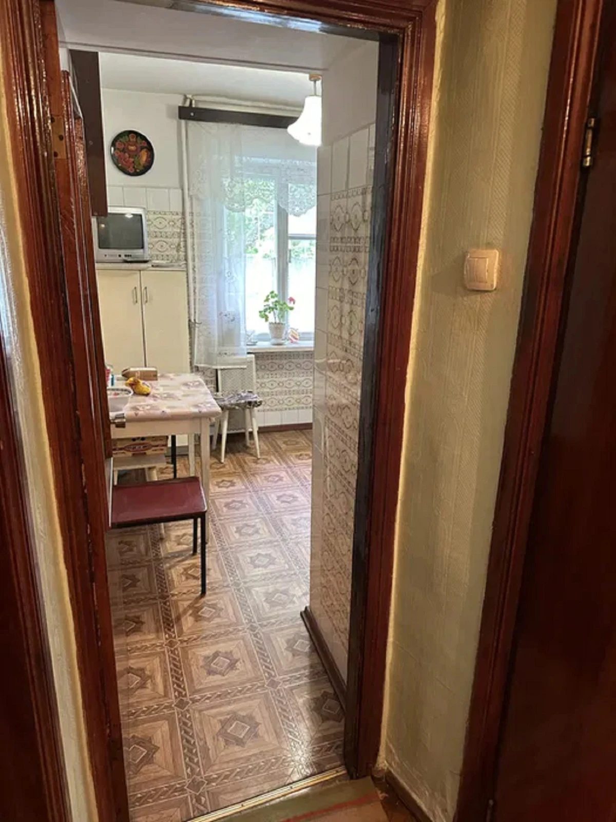 Продаж квартири 2 кімнати, 45 m², 2 пов./5 поверхів. 8, Варненская ул., Одеса. 