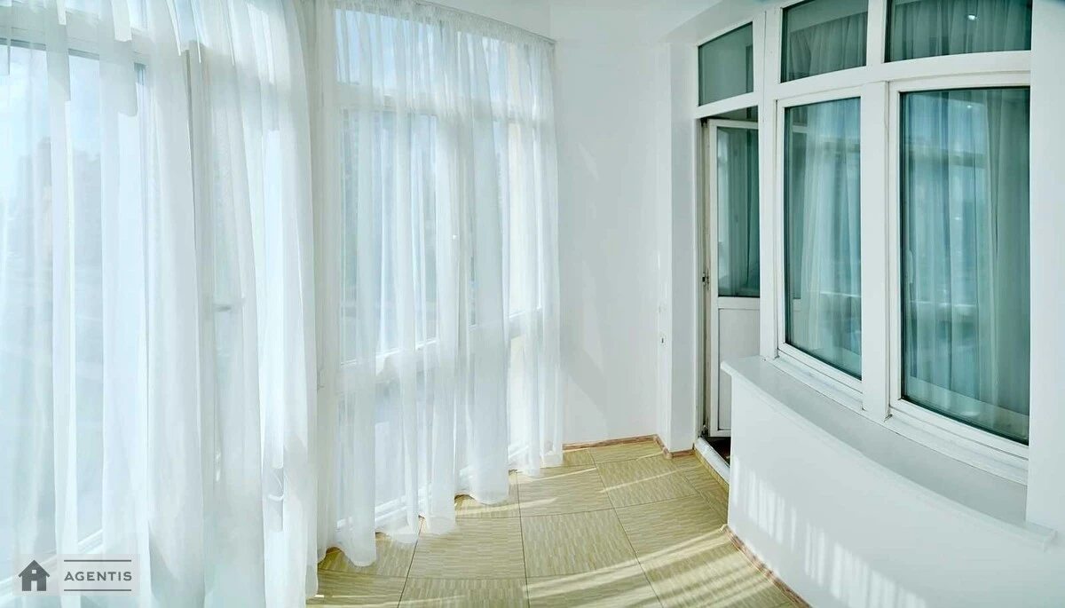 Apartment for rent 2 rooms, 87 m², 7th fl./18 floors. 26, Volodymyra Ivasyuka prosp. Heroyiv Stalinhrada, Kyiv. 