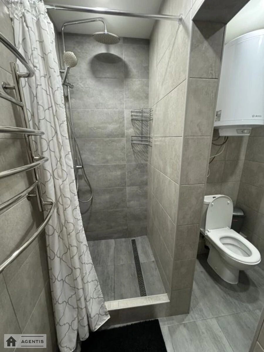 Apartment for rent 1 room, 30 m², 9th fl./24 floors. 5, Baltiyskiy 5, Kyiv. 