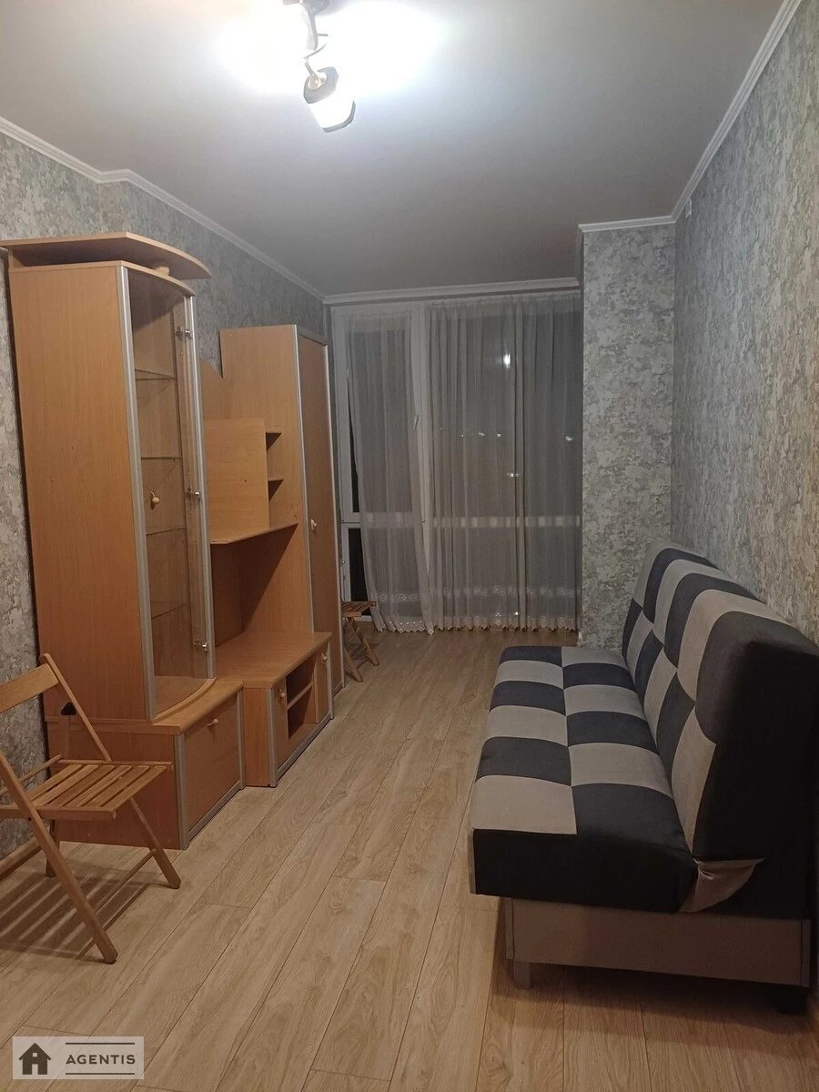 Здам квартиру 2 кімнати, 48 m², 4 пов./24 поверхи. Генерала Наумова вул., Київ. 