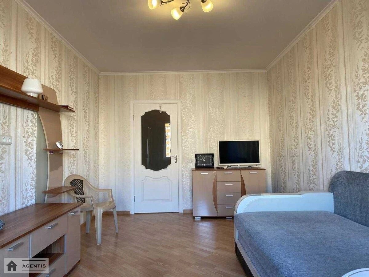 Apartment for rent 1 room, 41 m², 9th fl./16 floors. Anny Akhmatovoyi vul., Kyiv. 