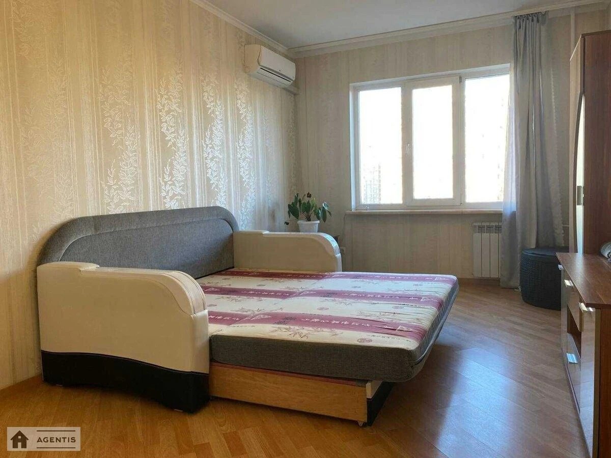 Apartment for rent 1 room, 41 m², 9th fl./16 floors. Anny Akhmatovoyi vul., Kyiv. 