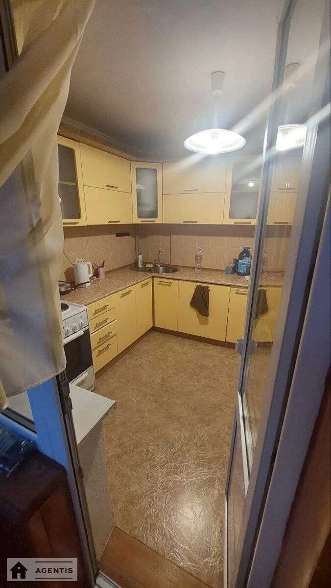 Здам квартиру 1 кімната, 35 m², 8 пов./16 поверхів. 15, Чистяківська 15, Київ. 