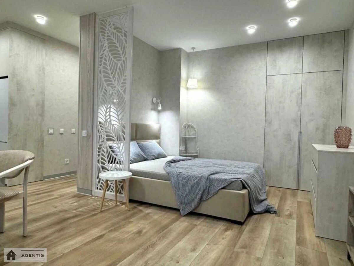 Сдам квартиру 2 комнаты, 41 m², 12 эт./17 этажей. 25, Златоустівська вул., Киев. 