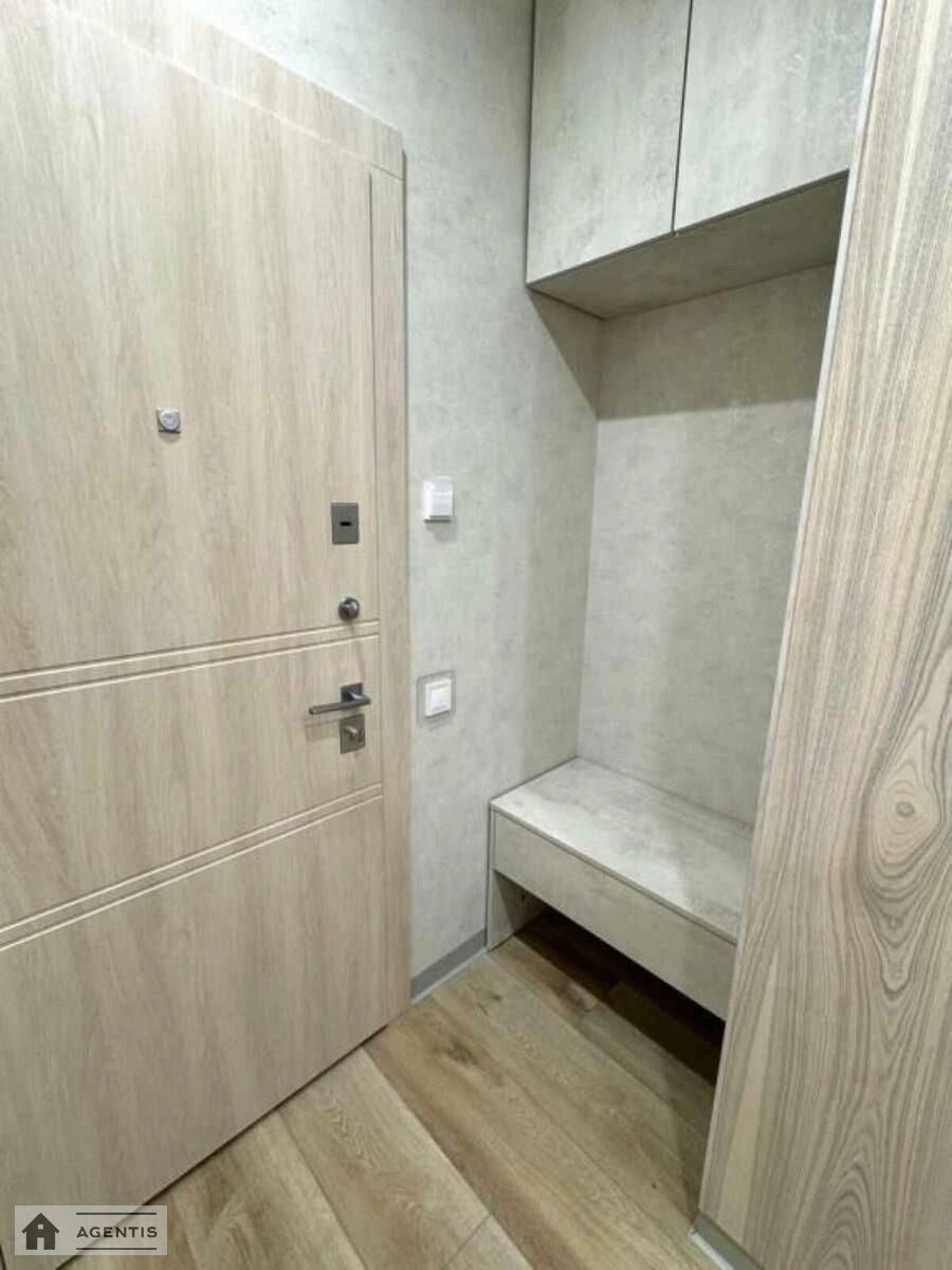 Сдам квартиру 2 комнаты, 41 m², 12 эт./17 этажей. 25, Златоустівська вул., Киев. 