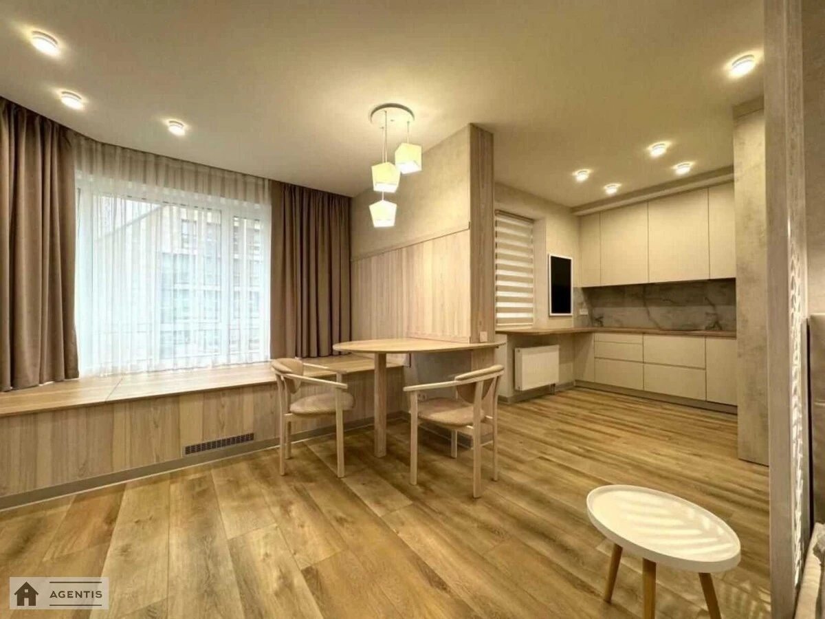 Сдам квартиру 2 комнаты, 41 m², 12 эт./17 этажей. 25, Златоустівська вул., Киев. 