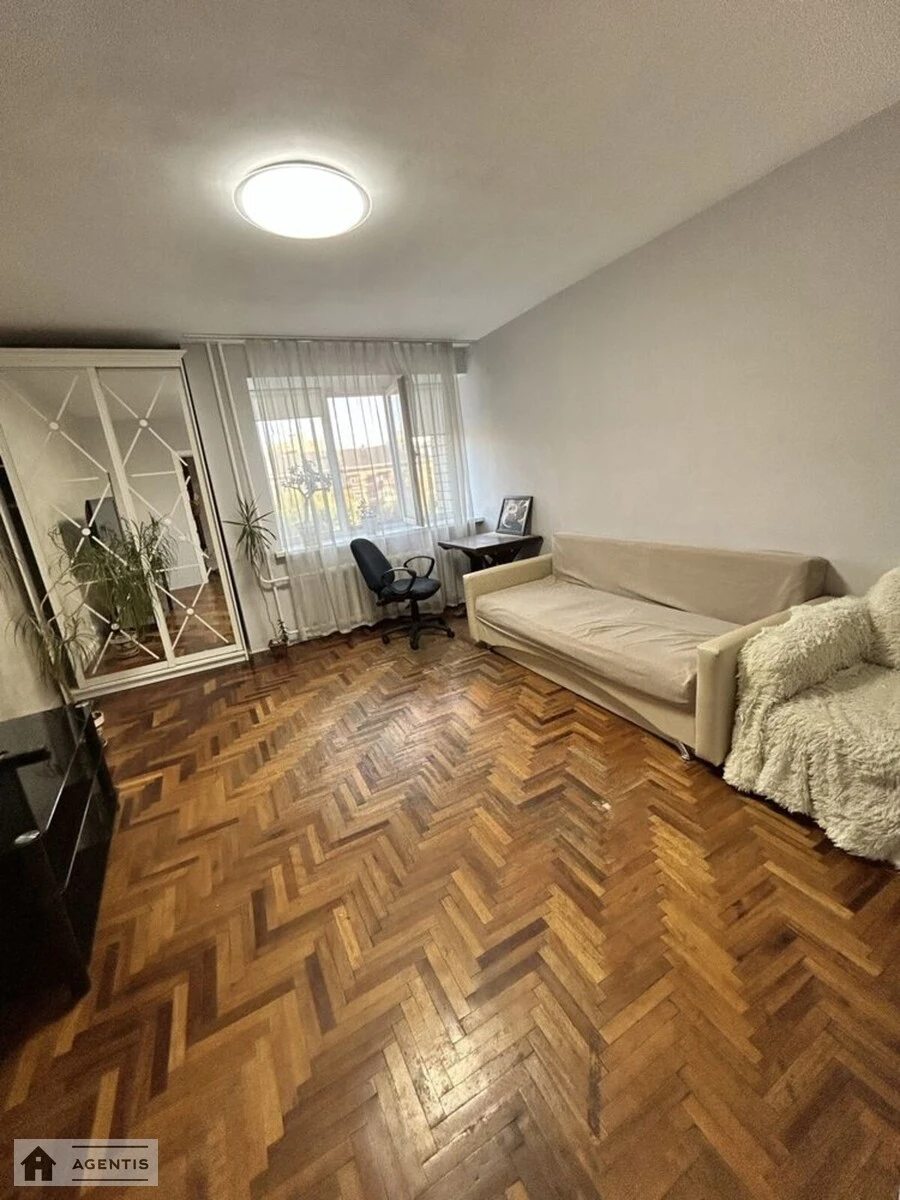 Apartment for rent 2 rooms, 72 m², 5th fl./18 floors. 165, Antonovycha vul. Horkoho, Kyiv. 