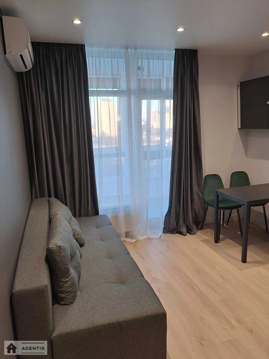 Apartment for rent 1 room, 42 m², 12th fl./16 floors. 65, Beresteyskyy prosp. Peremohy, Kyiv. 