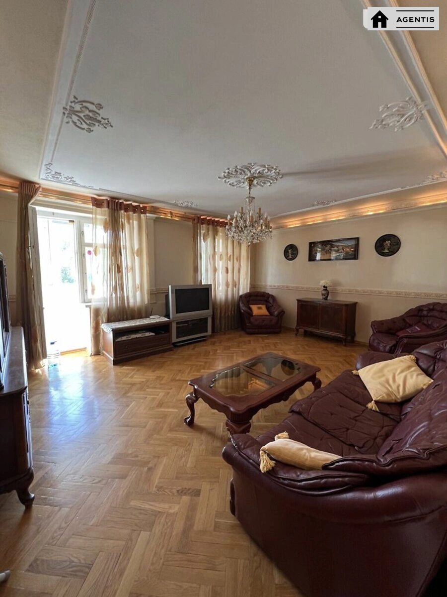 Apartment for rent 2 rooms, 79 m², 6th fl./9 floors. Feodosiyska 4, Kyiv. 