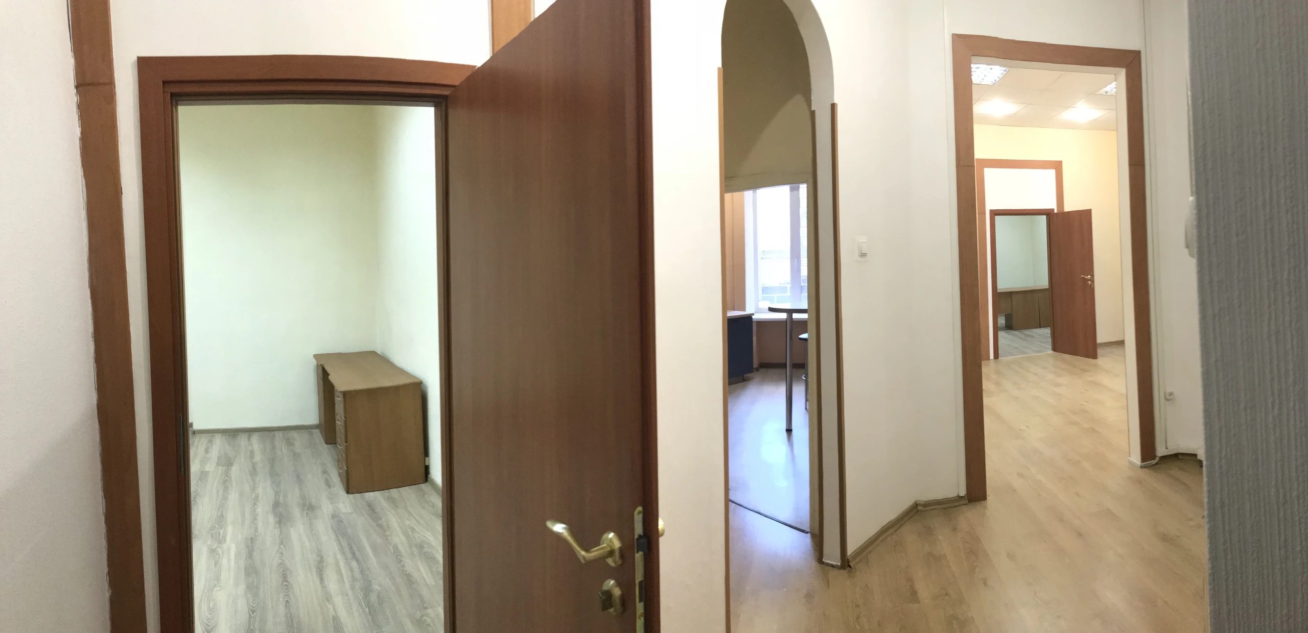 Office for rent 3 rooms, 70 m², 2nd fl./4 floors. 43, Chealenko Pushkinskaya, Kyiv. 