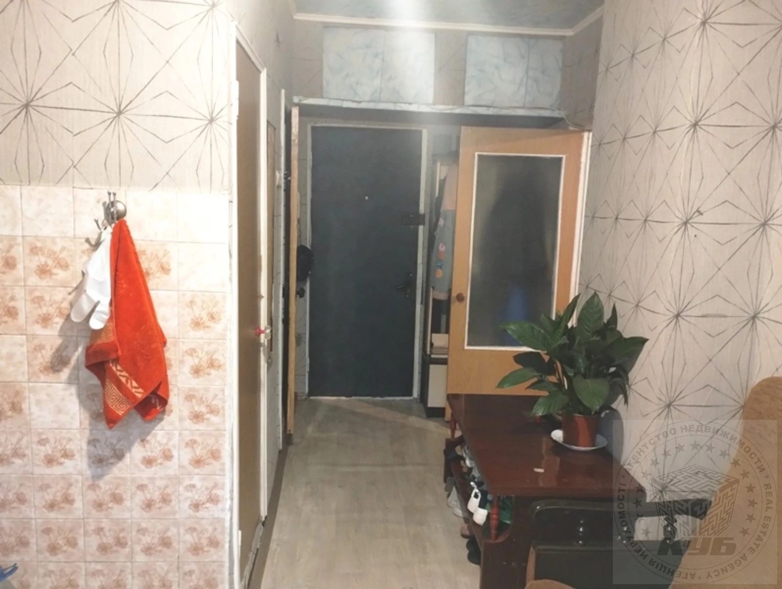 Продаж квартири 1 кімната, 36 m², 4 пов./9 поверхів. 6, Вахтанга Кікабідзе вул. (Булгакова), Київ. 