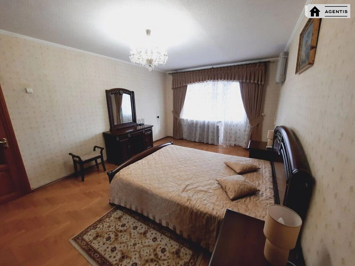 Apartment for rent 3 rooms, 86 m², 7th fl./9 floors. 1, Brativ Zerovykh vul. Chervonopartyzanska, Kyiv. 