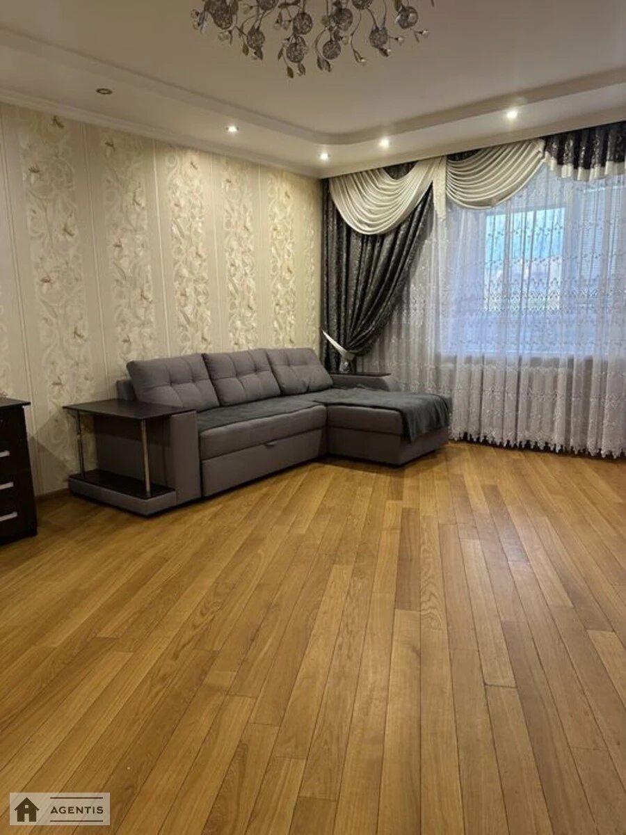 Apartment for rent 3 rooms, 76 m², 20th fl./24 floors. 10, Darnytckiy 10, Kyiv. 