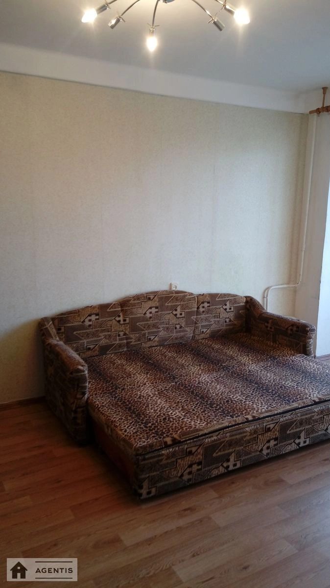 Apartment for rent 1 room, 33 m², 5th fl./9 floors. 9, Milutenka 9, Kyiv. 