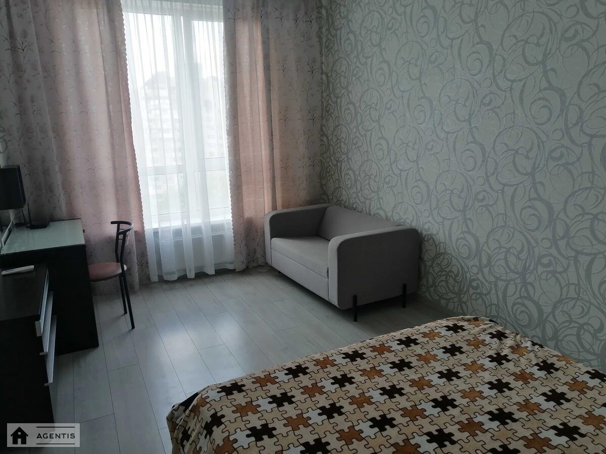 Apartment for rent 1 room, 41 m², 10th fl./25 floors. 20, Solomyanska vul., Kyiv. 