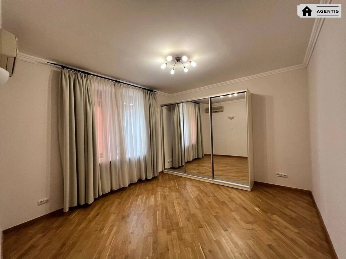 Apartment for rent 4 rooms, 200 m², 4th fl./8 floors. 13, Kudryavska 13, Kyiv. 