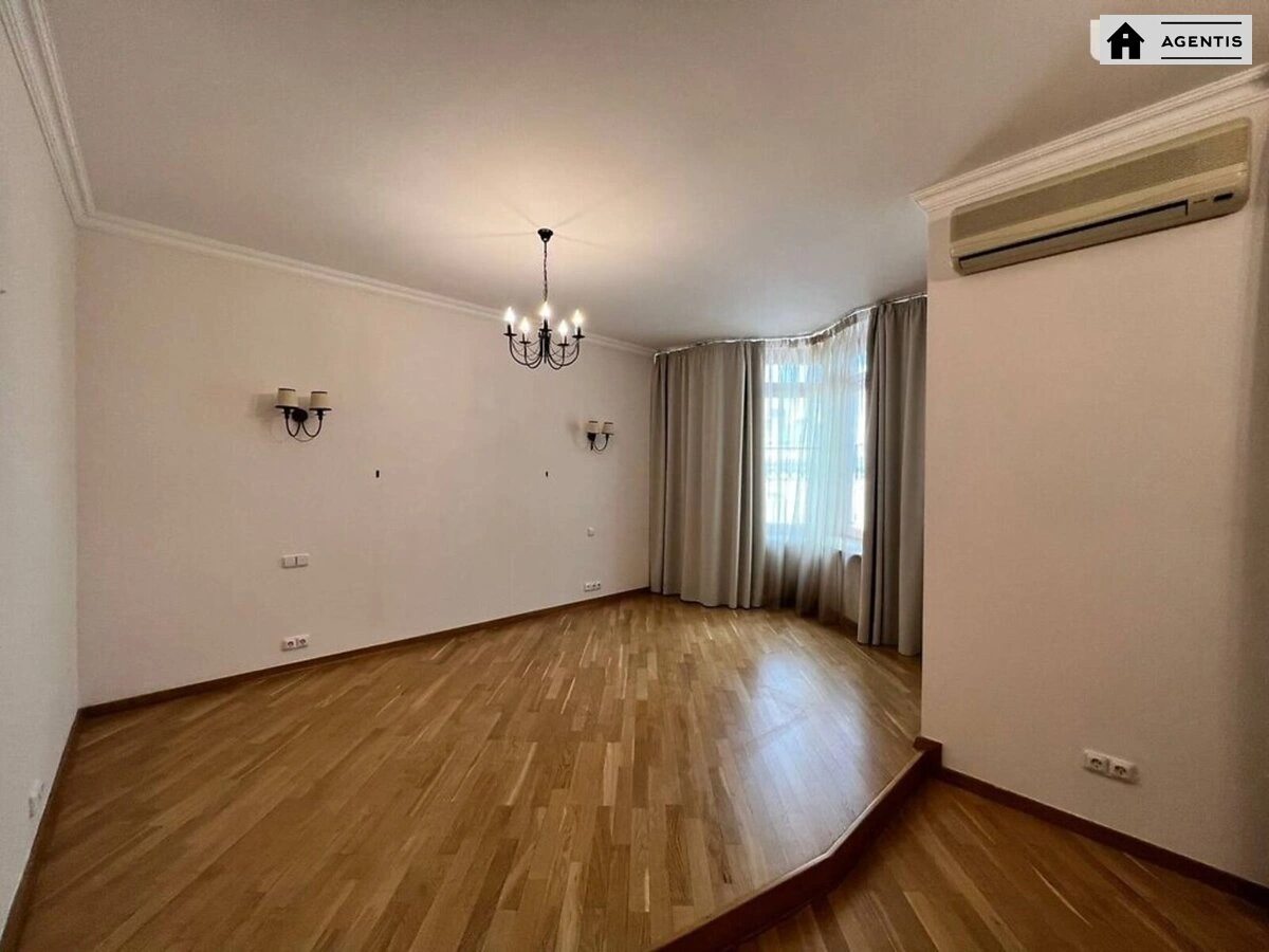 Apartment for rent 4 rooms, 200 m², 4th fl./8 floors. 13, Kudryavska 13, Kyiv. 