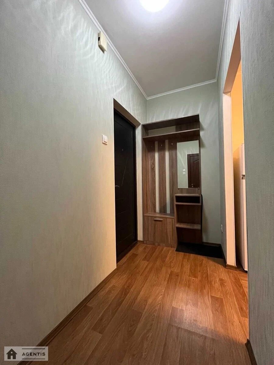 Здам квартиру 1 кімната, 40 m², 1 пов./24 поверхи. 5, Самійла Кішки вул. (Маршала Конєва), Київ. 