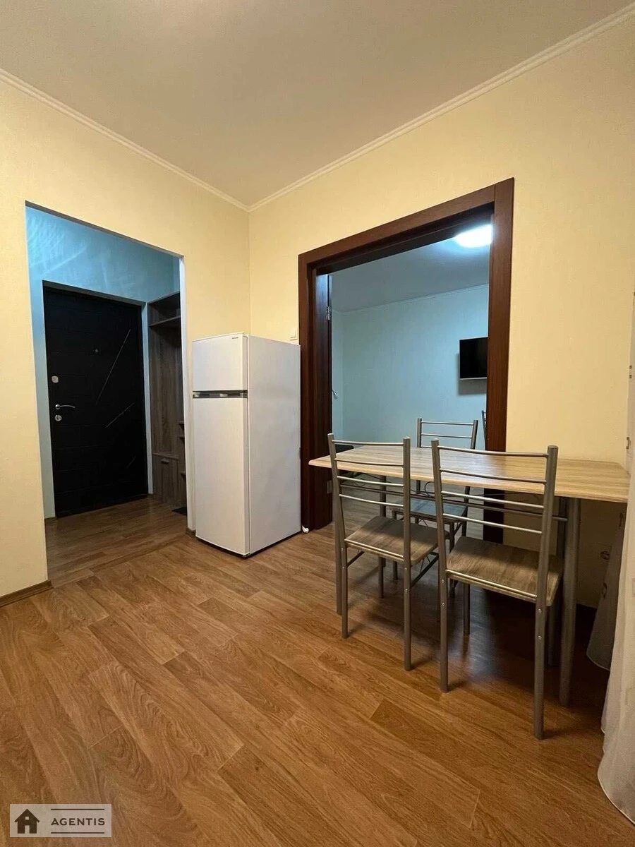 Здам квартиру 1 кімната, 40 m², 1 пов./24 поверхи. 5, Самійла Кішки вул. (Маршала Конєва), Київ. 