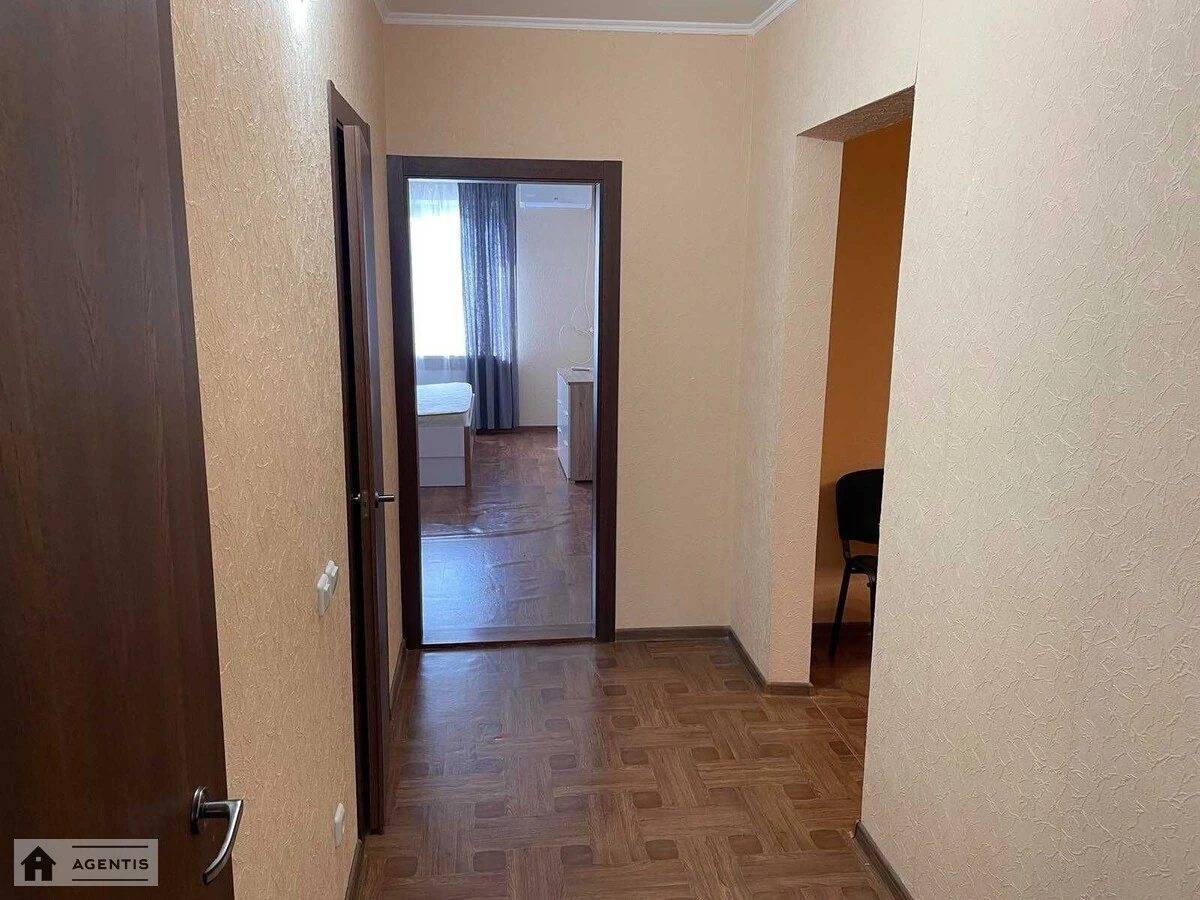 Сдам квартиру 2 комнаты, 54 m², 19 эт./25 этажей. Балтийский, Киев. 