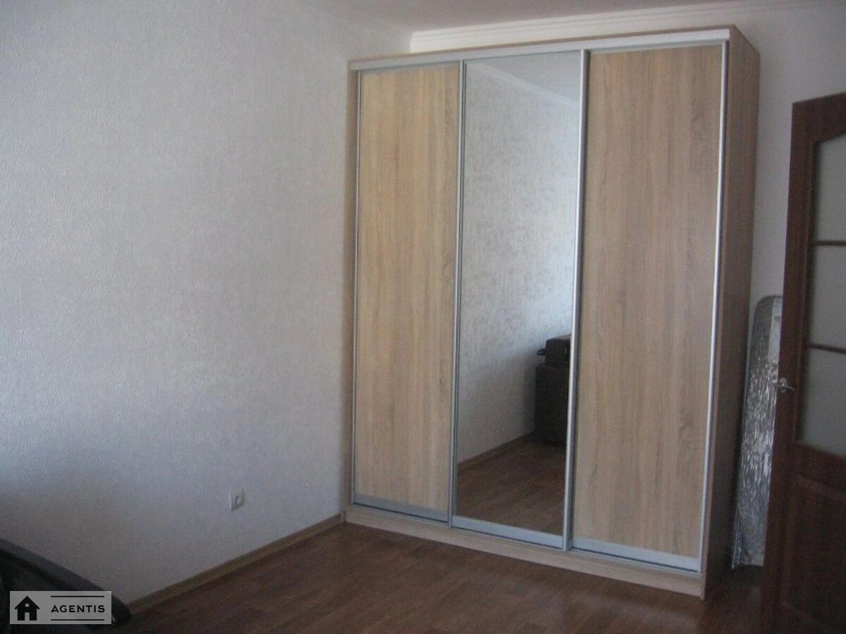 Apartment for rent 1 room, 37 m², 3rd fl./25 floors. 12, Borysa Hmyri vul., Kyiv. 