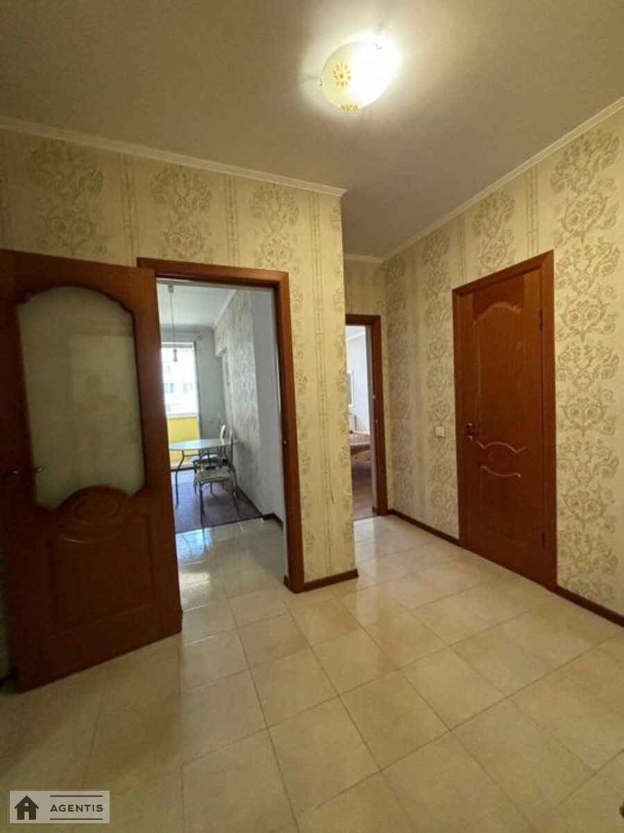 Здам квартиру 1 кімната, 44 m², 5 пов./25 поверхів. 182, Харківське 182, Київ. 