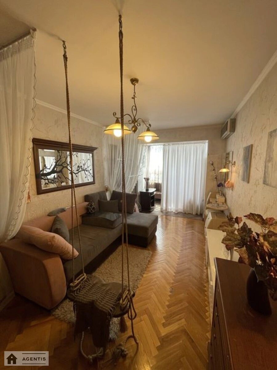 Apartment for rent 3 rooms, 78 m², 6th fl./18 floors. Holosiyivskyy rayon, Kyiv. 