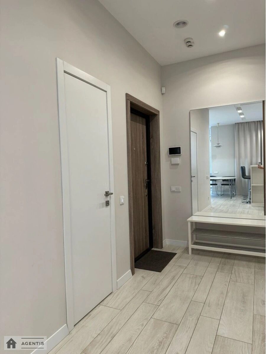 Сдам квартиру 2 комнаты, 115 m², 12 эт./24 этажа. 37, Василя Тютюнника вул. (Анрі Барбюса), Киев. 