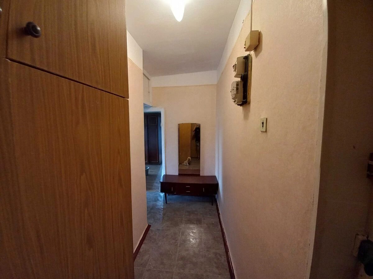 Apartment for rent 2 rooms, 44 m², 5th fl./5 floors. Dniprovskyy rayon, Kyiv. 