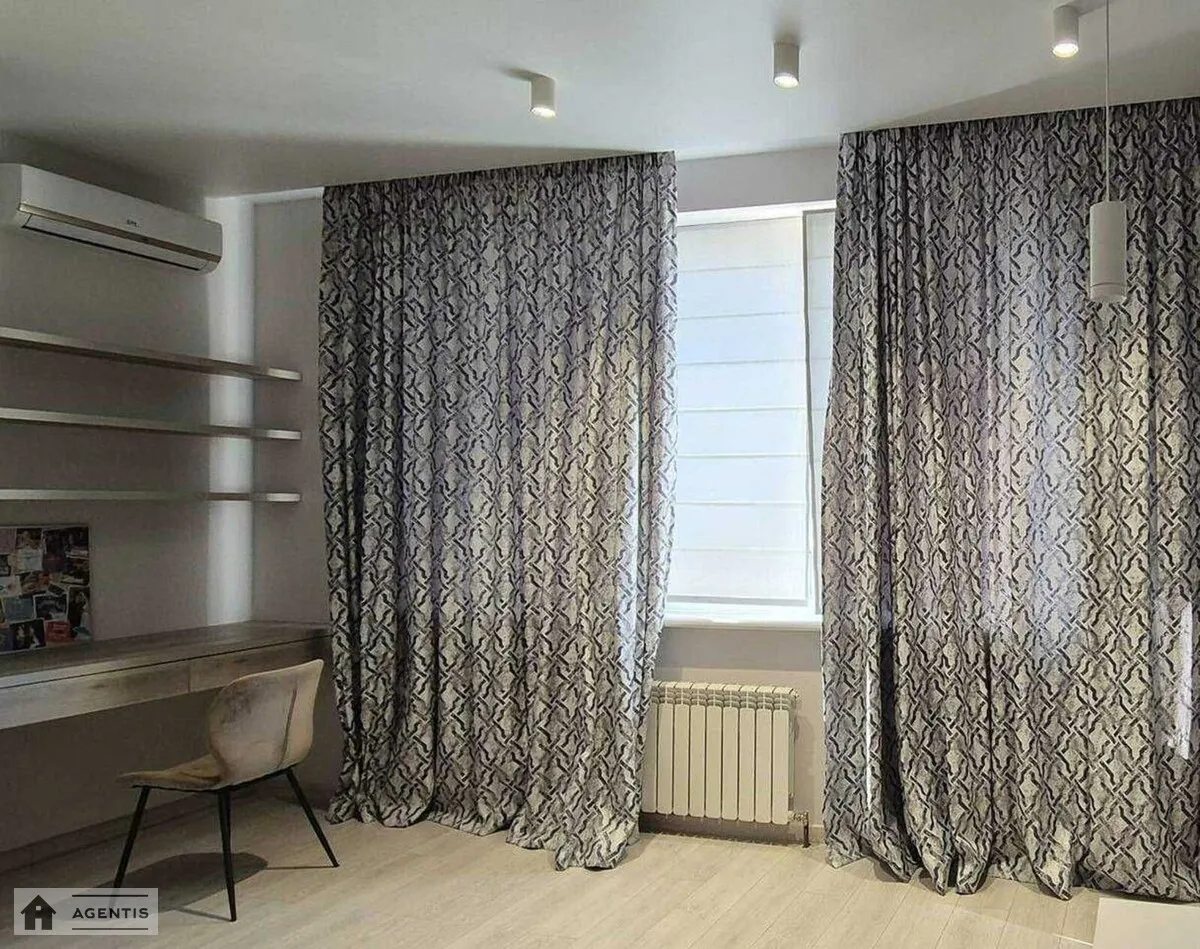 Apartment for rent 2 rooms, 70 m², 13th fl./16 floors. 13, Demiyivska 13, Kyiv. 