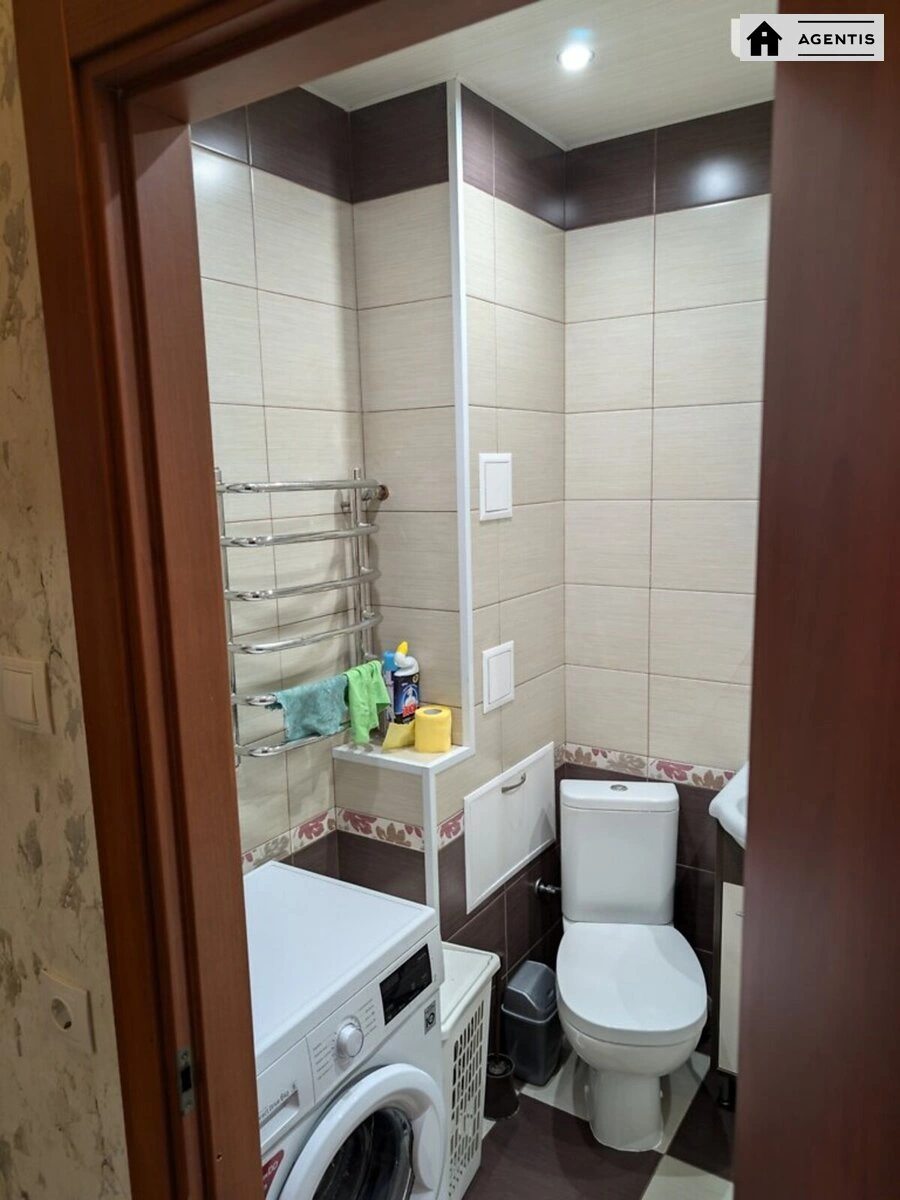 Сдам квартиру 1 комната, 45 m², 14 эт./22 этажа. 1, Григорія Ващенка вул., Киев. 