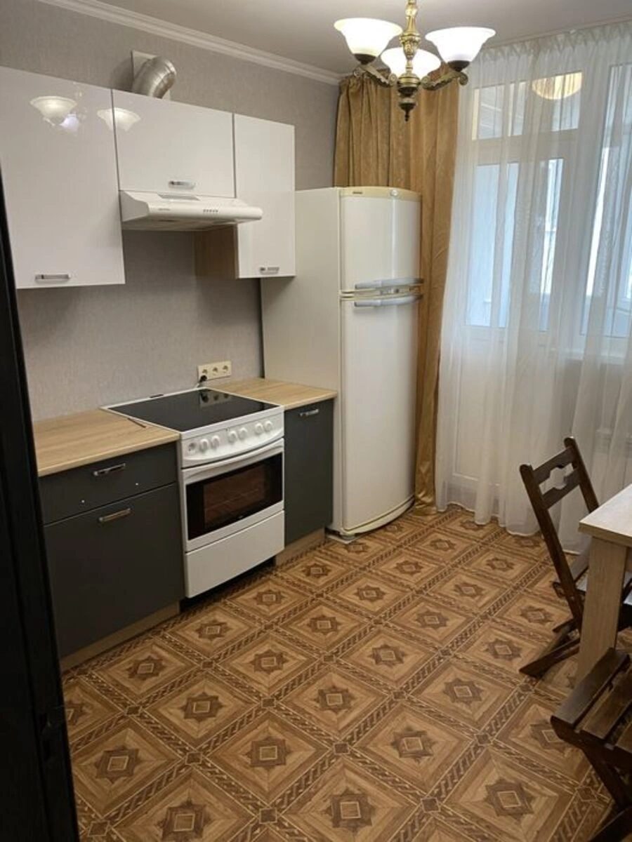 Здам квартиру 1 кімната, 43 m², 18 пов./25 поверхів. 23, Урлівська 23, Київ. 