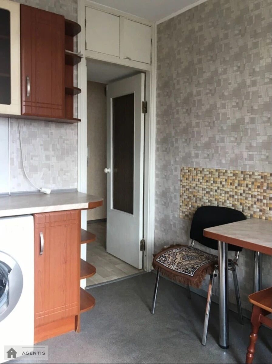 Apartment for rent 1 room, 35 m², 16th fl./16 floors. 1, Obolonska 1, Kyiv. 