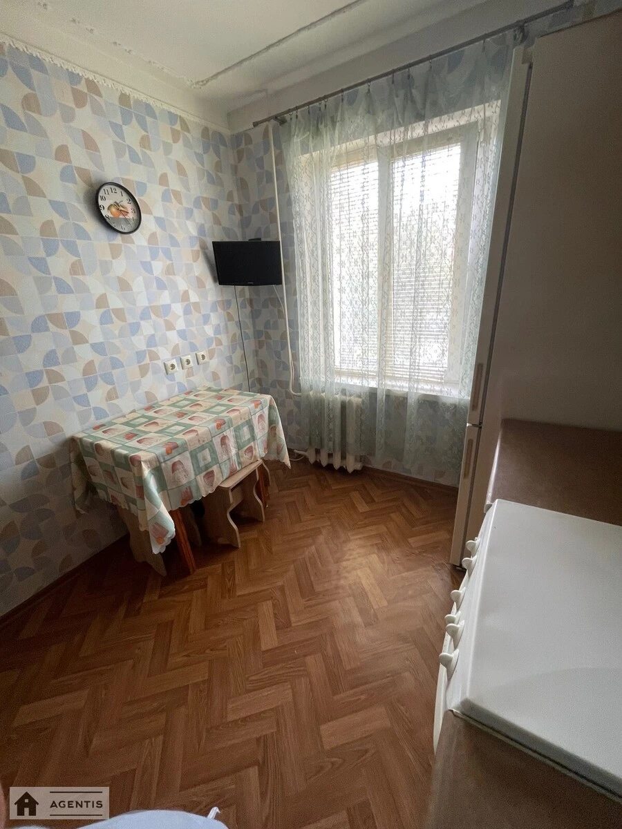 Apartment for rent 1 room, 37 m², 2nd fl./9 floors. 8, Oleksandra Makhova vul. Zholudyeva, Kyiv. 