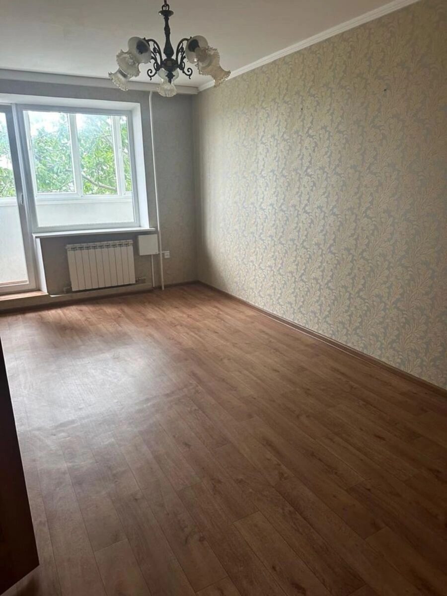 Продаж квартири 2 кімнати, 51 m², 5 пов./10 поверхів. Подільський (ленінський), Кропивницький. 