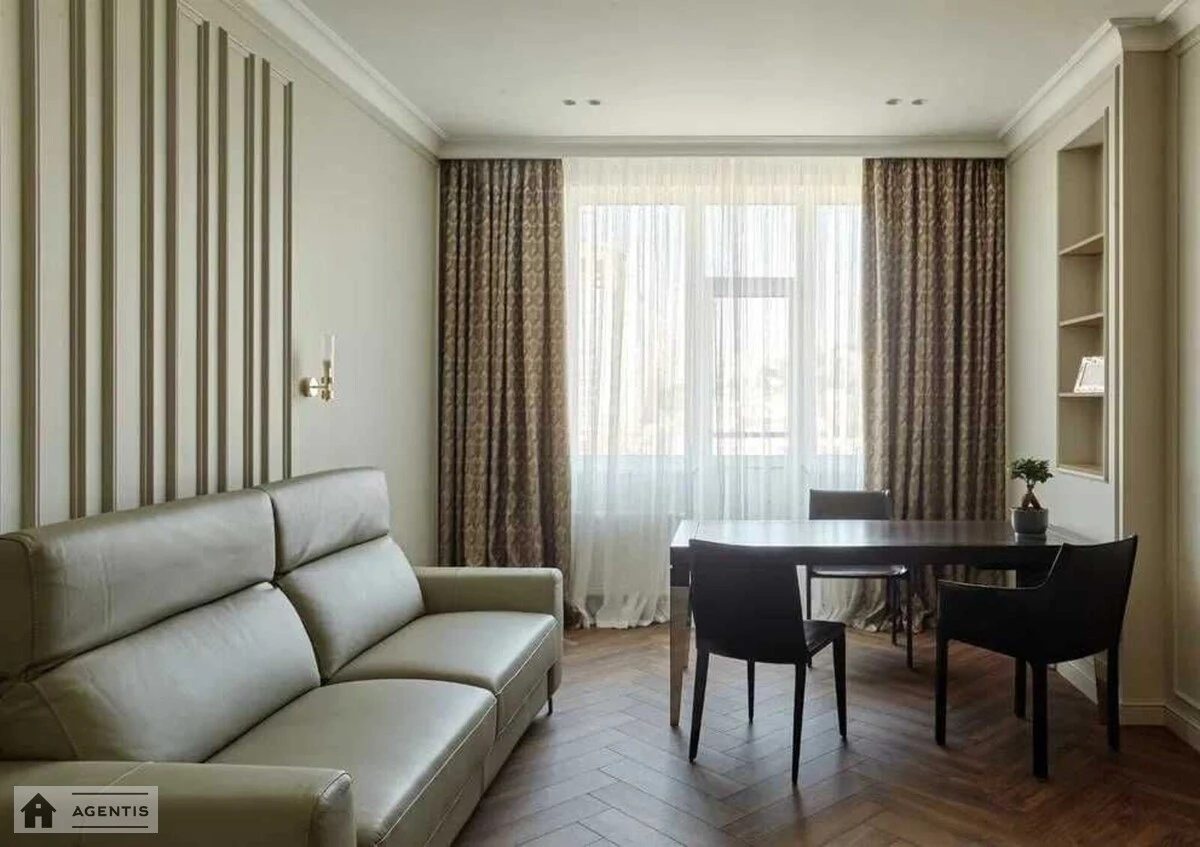 Apartment for rent 4 rooms, 167 m², 7th fl./25 floors. Vasylya Tyutyunnyka vul. Anri Barbyusa, Kyiv. 