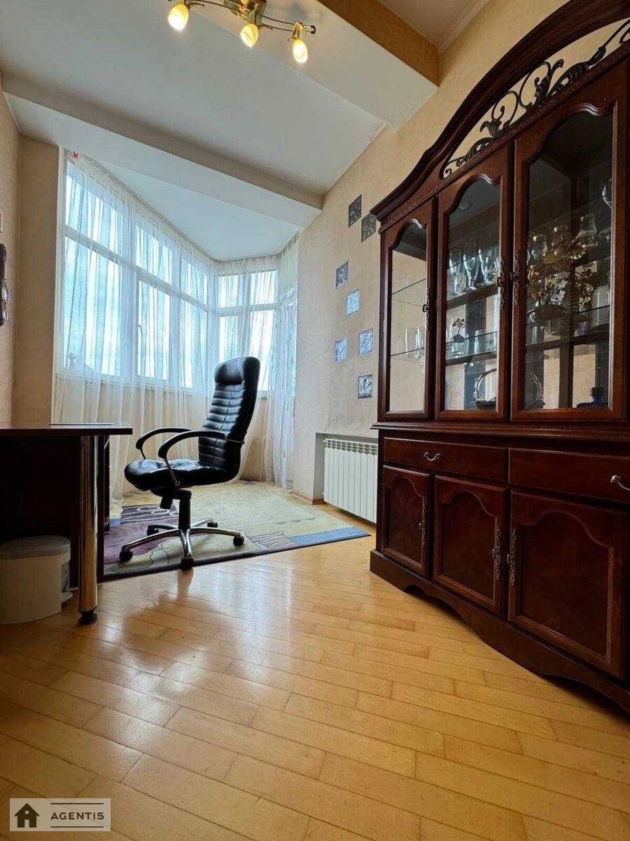 Apartment for rent 2 rooms, 100 m², 11th fl./18 floors. 13, Dmytrivska 13, Kyiv. 