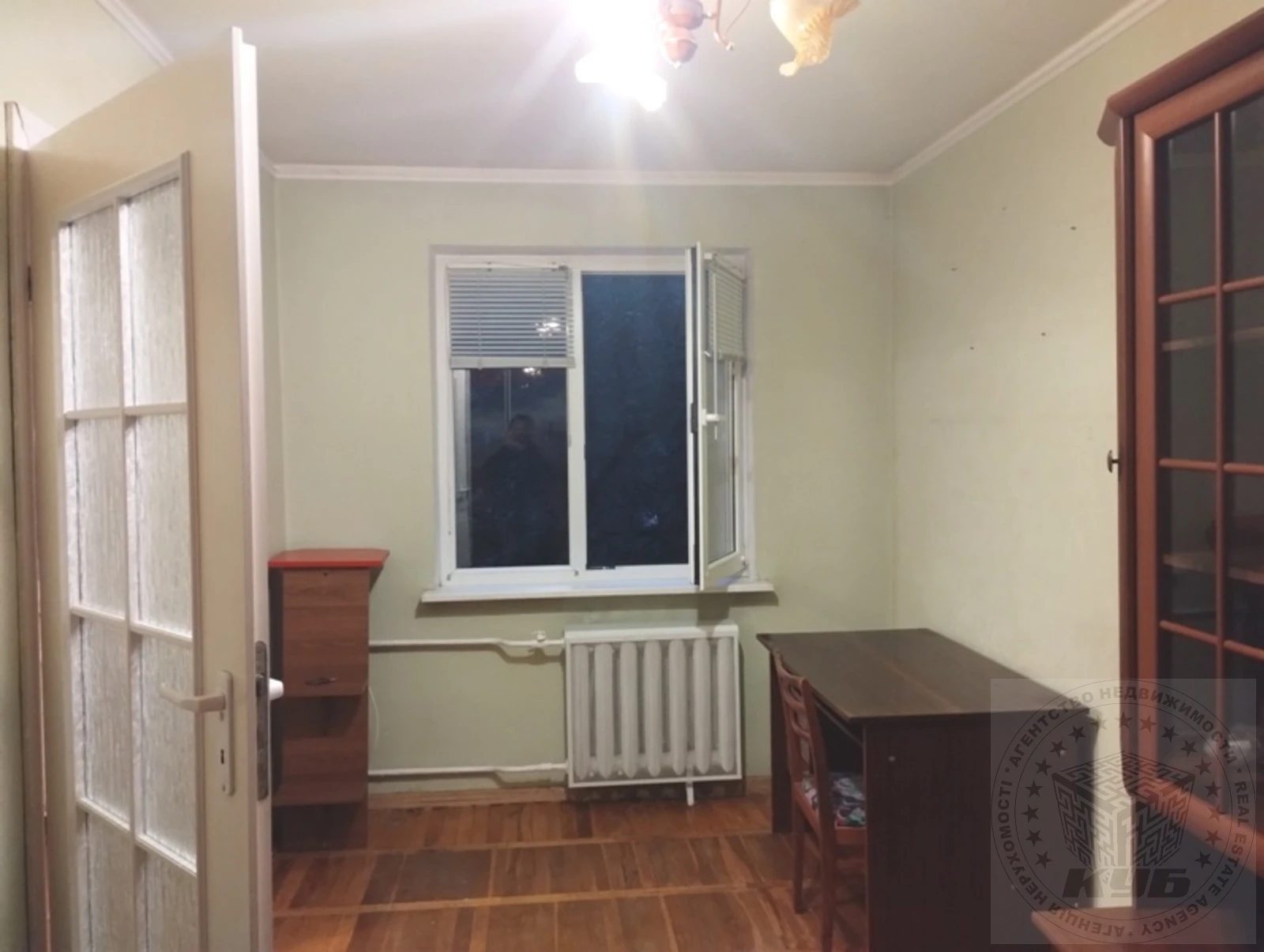 Продаж квартири 2 кімнати, 46 m², 2 пов./5 поверхів. 79, Вацлава Гавела бульв. (Івана Лепсе), Київ. 