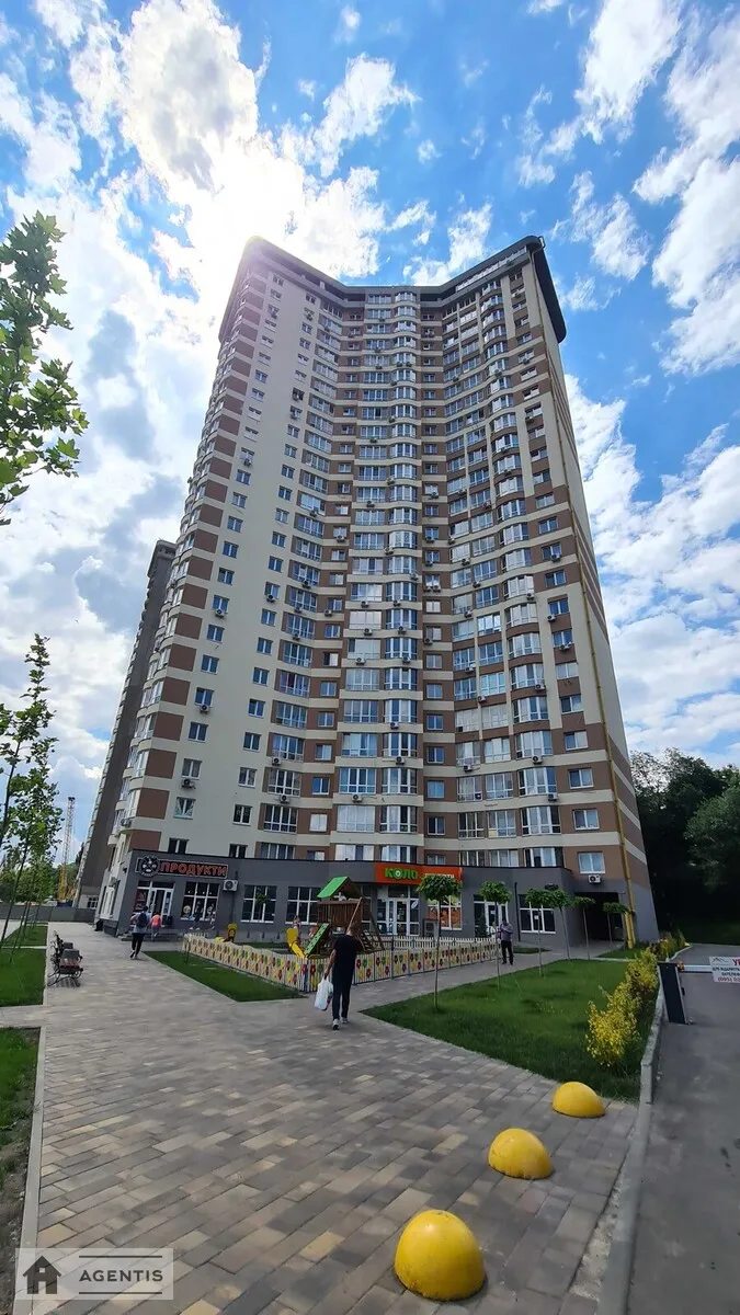 Apartment for rent 1 room, 28 m², 24th fl./25 floors. 2, Novopolova 2, Kyiv. 