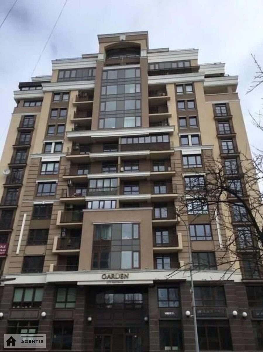 Сдам квартиру 2 комнаты, 65 m², 10 эт./13 этажей. 30, Златоустовская 30, Киев. 