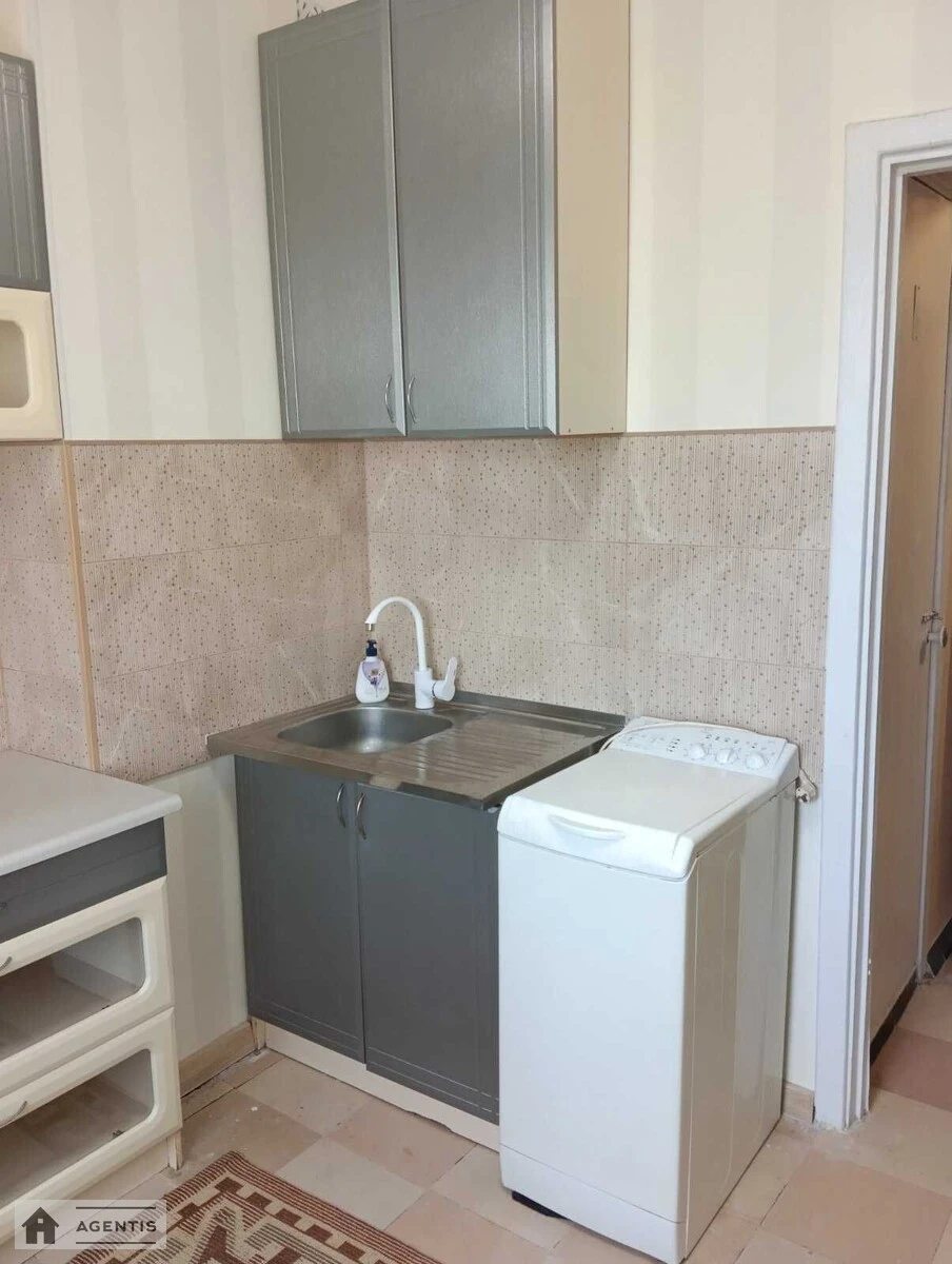 Здам квартиру 1 кімната, 35 m², 7 пов./9 поверхів. 3, Тулузи 3, Київ. 