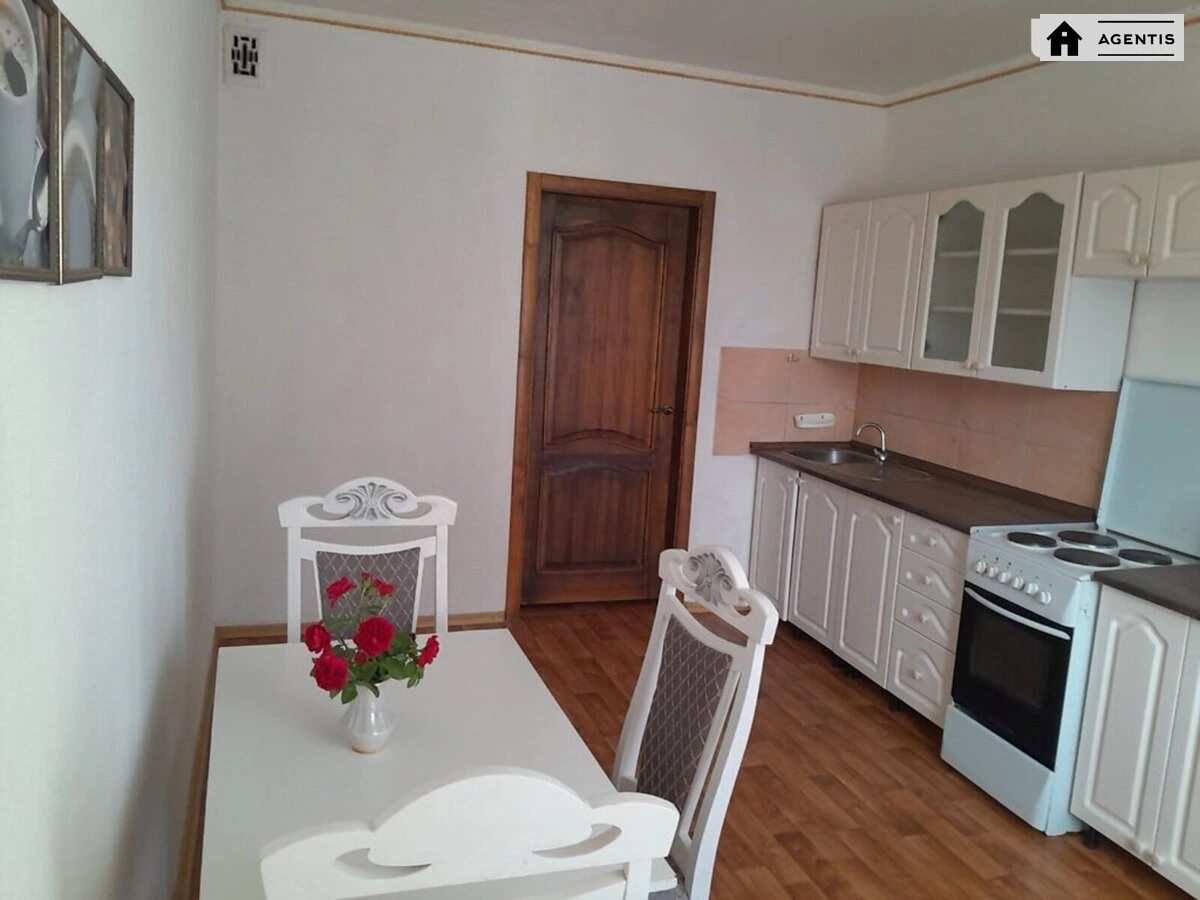 Apartment for rent 2 rooms, 68 m², 18th fl./25 floors. 18, Yelyzavety Chavdar vul., Kyiv. 