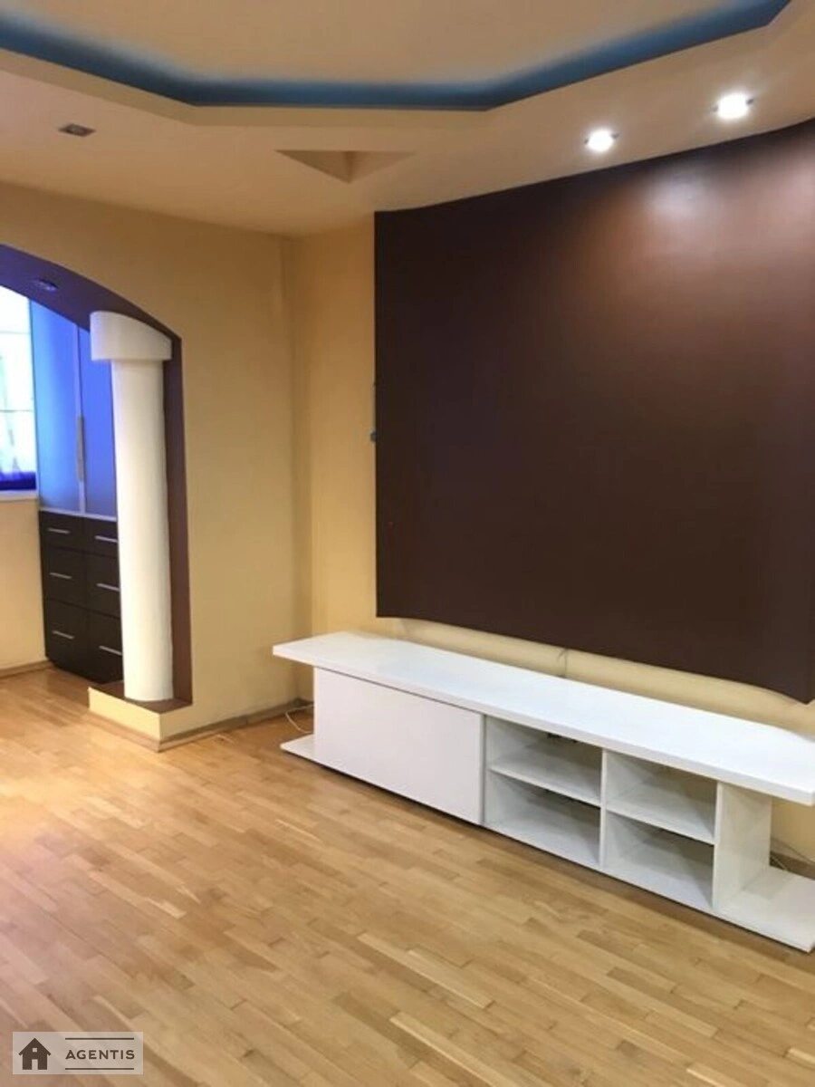 Сдам квартиру 1 комната, 43 m², 16 эт./16 этажей. Голосеевский район, Киев. 