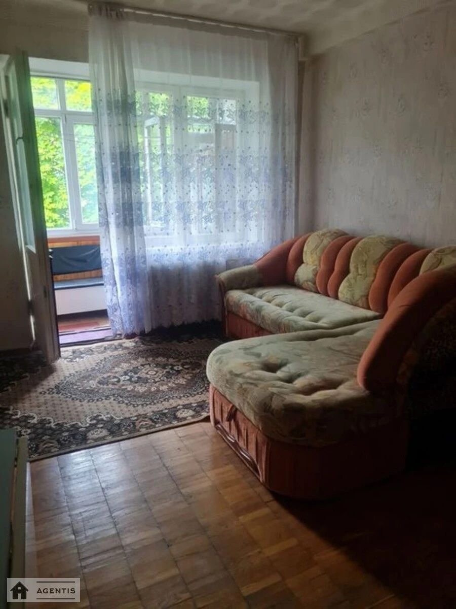 Здам квартиру 2 кімнати, 38 m², 3 пов./5 поверхів. Дарницький район, Київ. 