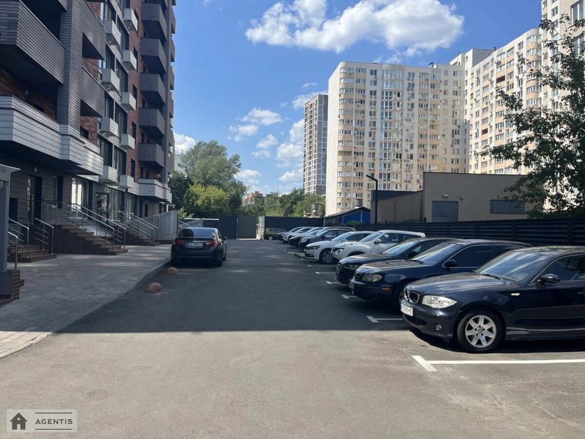 Сдам квартиру 1 комната, 42 m², 16 эт./25 этажей. 13, Костанайська вул., Киев. 