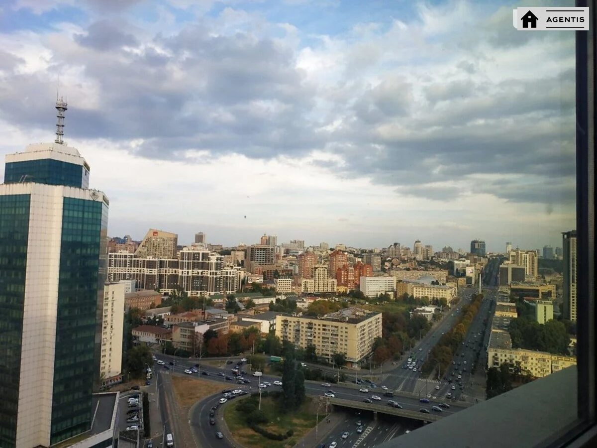 Apartment for rent 3 rooms, 52 m², 24th fl./36 floors. 11, Beresteyskyy prosp. Peremohy, Kyiv. 